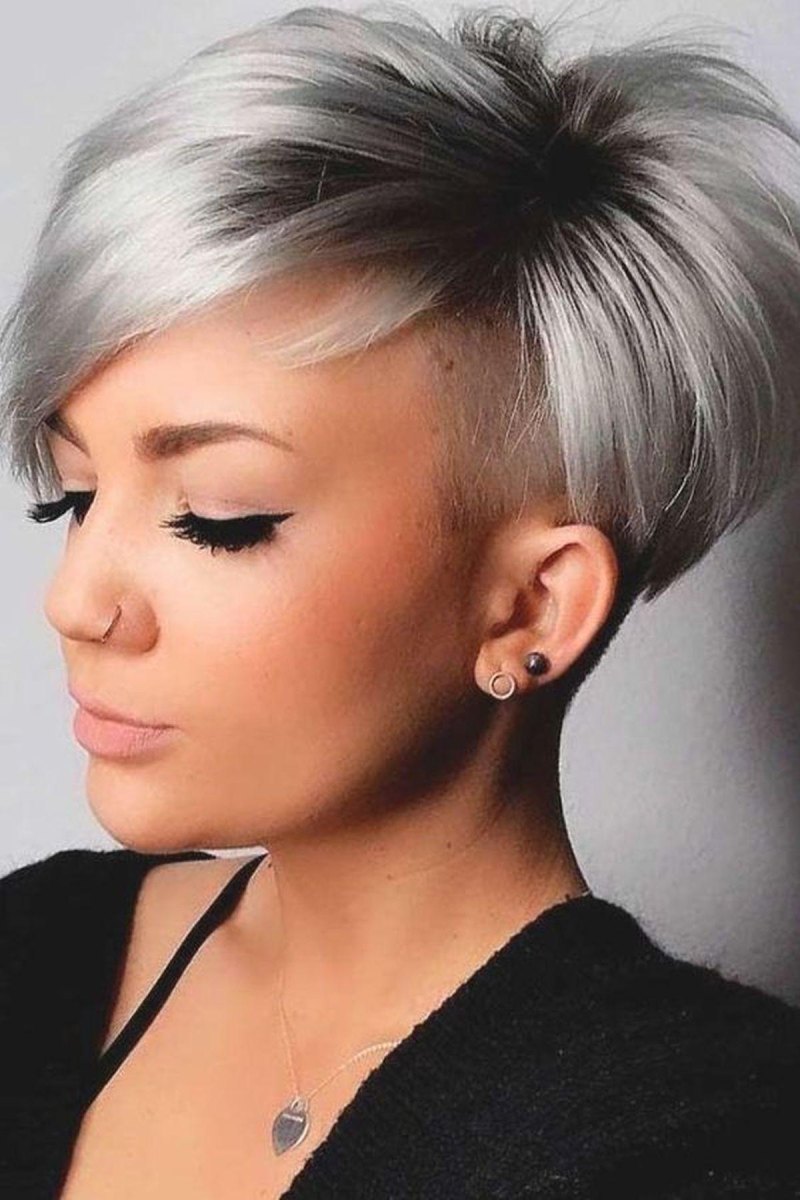 Asymmetrischer Undercut Pixie