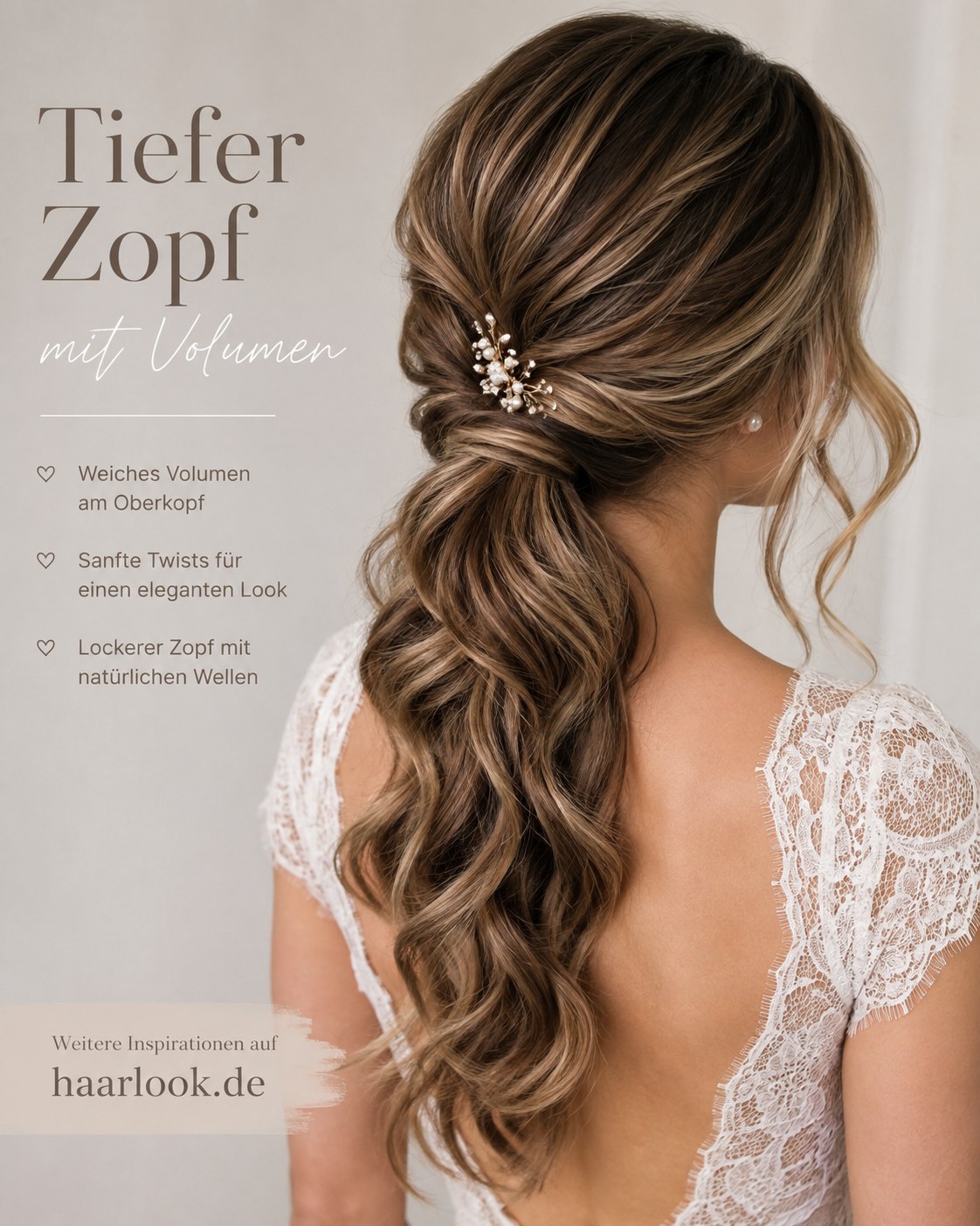 Tiefer Zopf mit Volumen als Brautjungfern Frisur Locken mit natürlichen Wellen