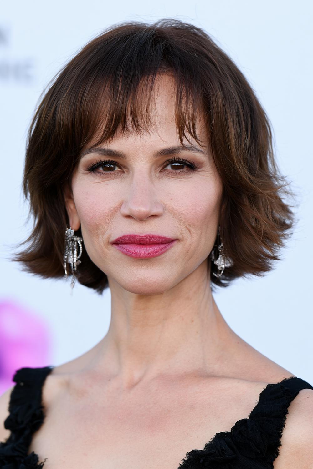 25 Moderne Frisuren ab 40: Stilvolle Looks für jeden Typ