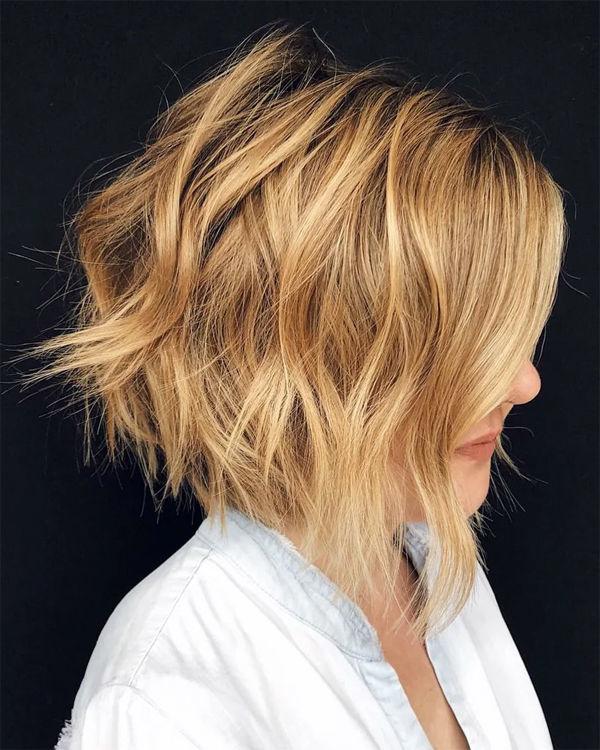Lässiger blonder Bob Undone