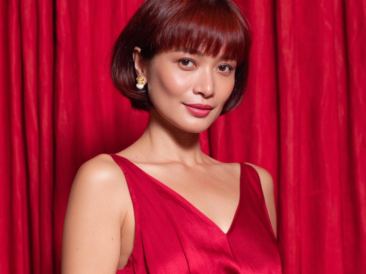 Kupferfarbener Bob Mit Vollpony