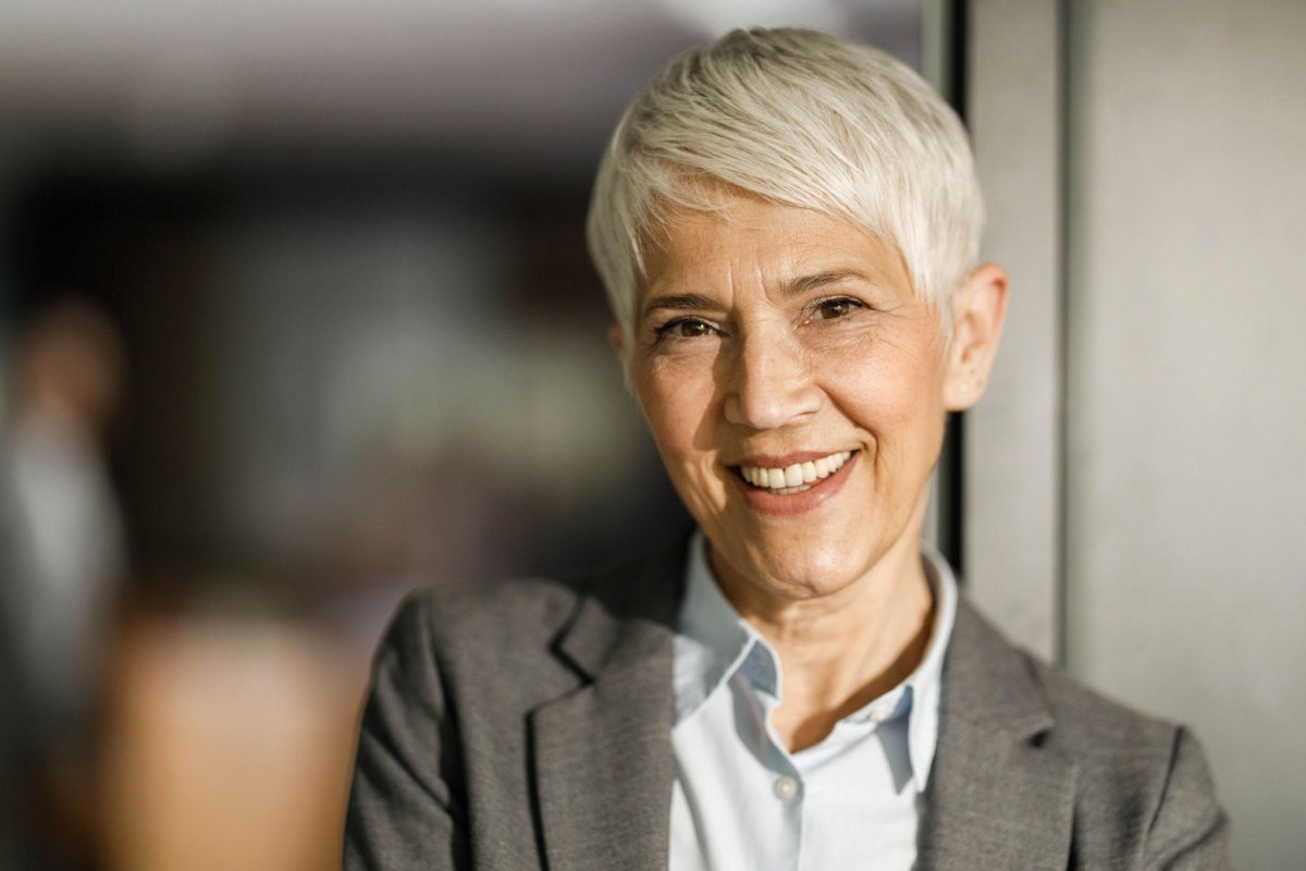 Business Kurzhaarfrisur Frau