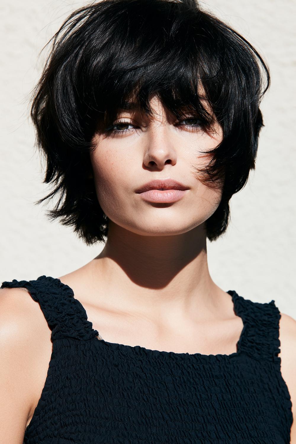 15 Gestufte Bob mit Pony - Trendfrisuren & Styling-Tipps