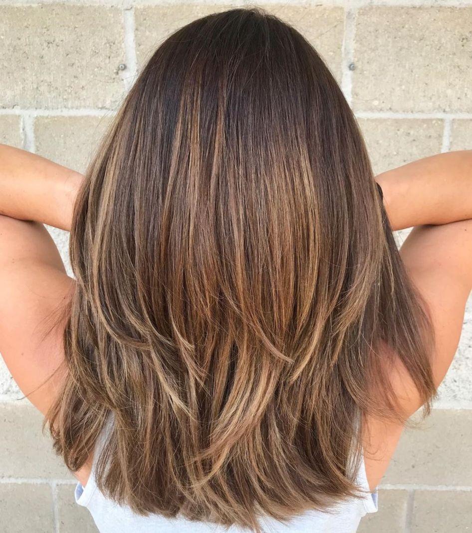 Lange Stufen mit natürlichem Haarfall