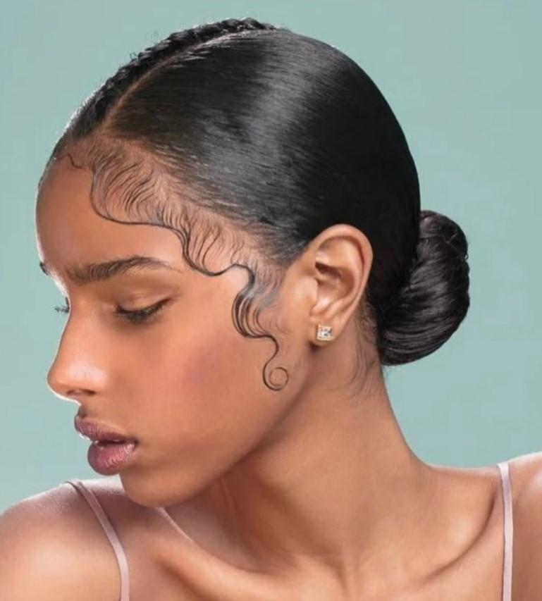 Topuz mit Baby Hair