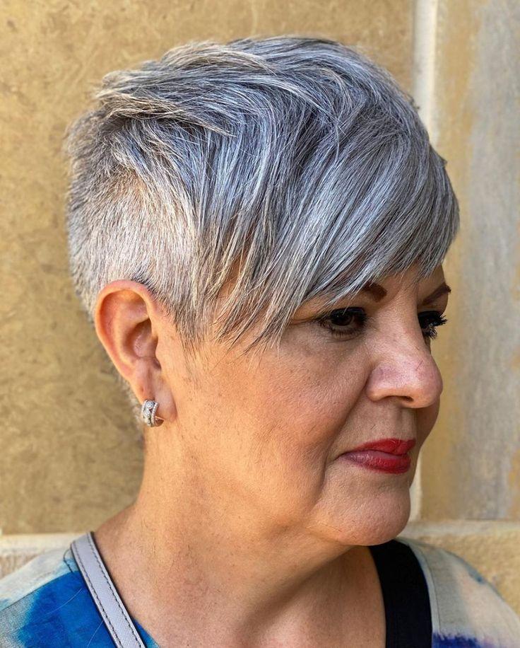 Pixie mit längerem Deckhaar